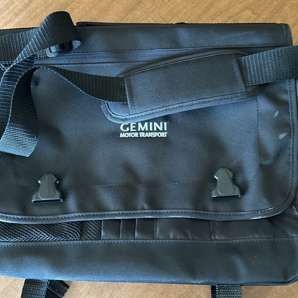 NWOT Port Authority Bag Never Used - Picture 5 of 6